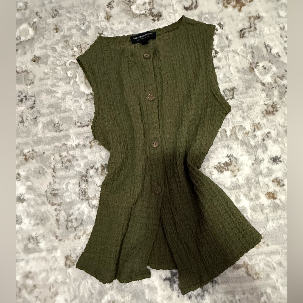 Sleeveless Olive Green Buttoned Knit Vest